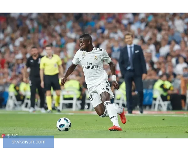 奥德加德技术细节拆解：表现稳健的传球与控球能力引发关注